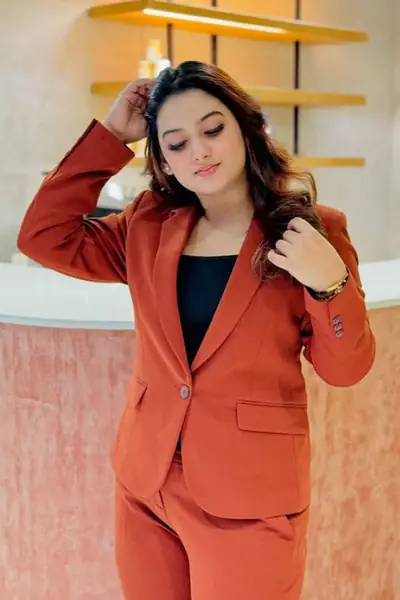 Why Choose Delhi Call Girl Services? +918130994956 - photo 1