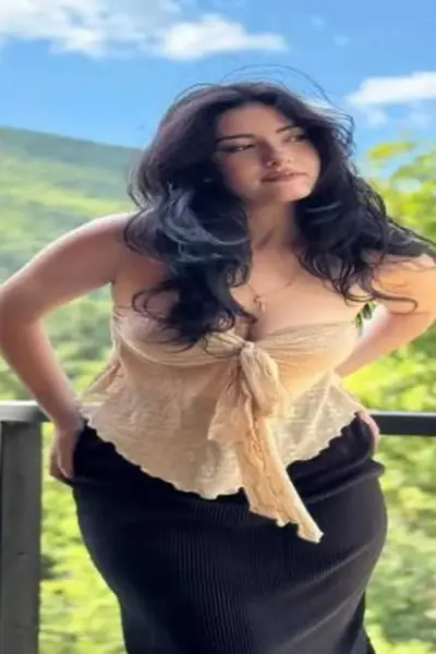 Call Girls Service Near Mumbai Terminal 2 (Sahar) 8956550336 High class Genuine-Call Girls - photo 1
