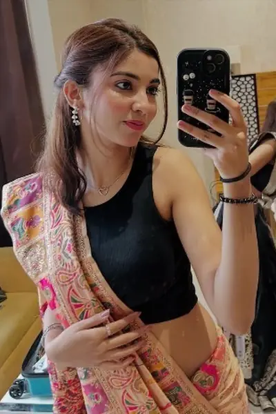 Home Massage Service Call girls √7666118699 Posts and Premium Ads for Call Girls - photo 1
