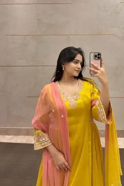 Sanpada Call Girls Truested_9262248262_Indpendent Juhi Escorts Services Mumbai - photo 1
